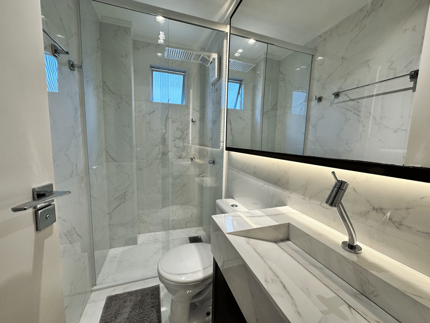 Apartamento Mobiliado no Edifício Vale do Reno à venda no centro de Balneário Camboriú — foto 12