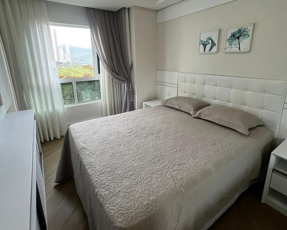 Apartamento Mobiliado no Edifício Esquina de Parma à venda no centro de Balneário Camboriú — foto 10