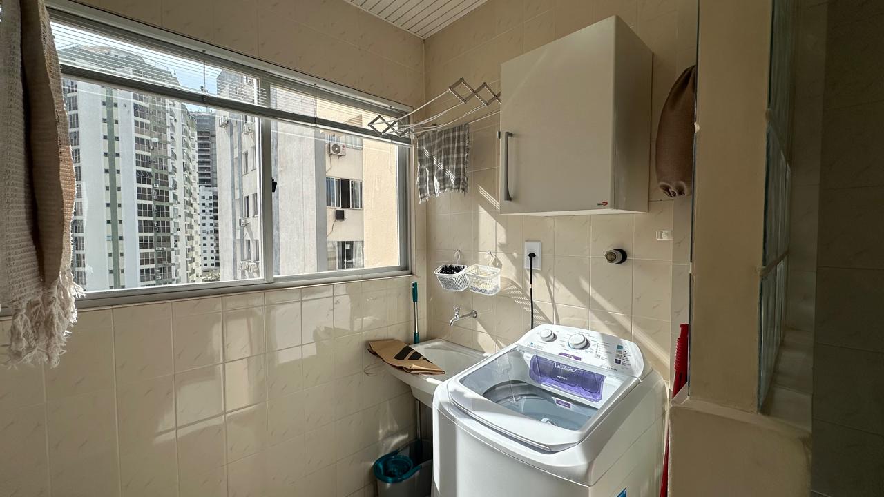 Apartamento no Edifício Poeta Drummond à venda no centro de Balneário Camboriú — foto 11
