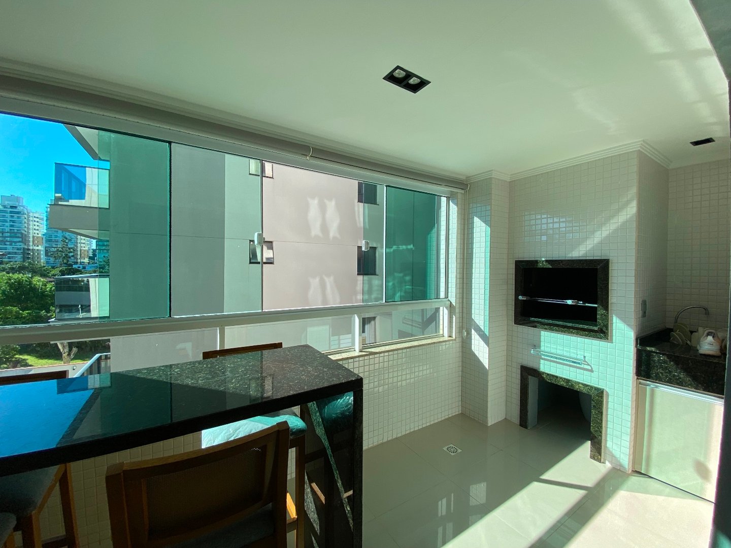 Apartamento no Edifício Emerald Residence à venda na Praia Brava de Itaja — foto 4