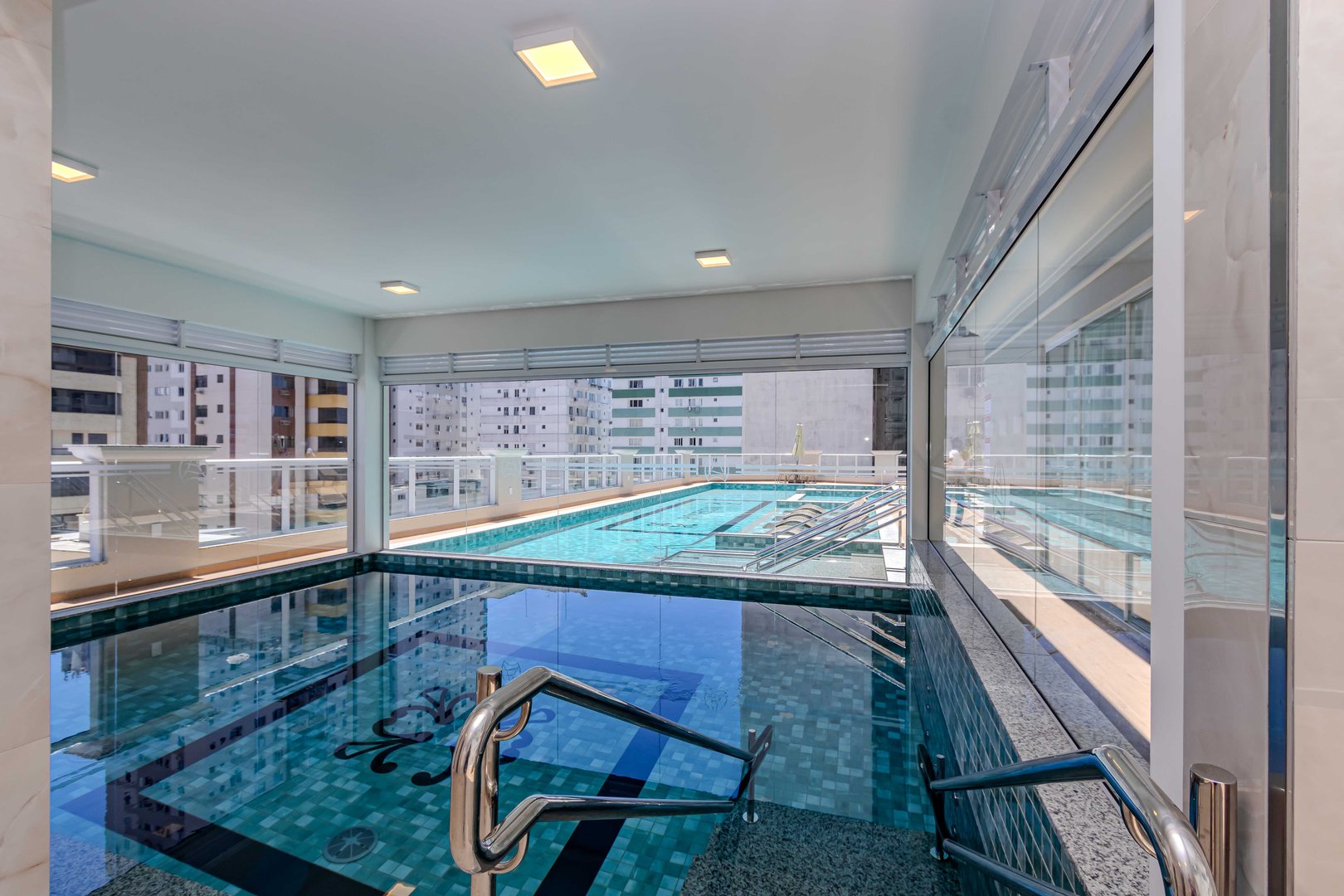Apartamento Vista Mar no Edifício La Belle Tour Residence à venda no centro de Balneário Camboriú — foto 25