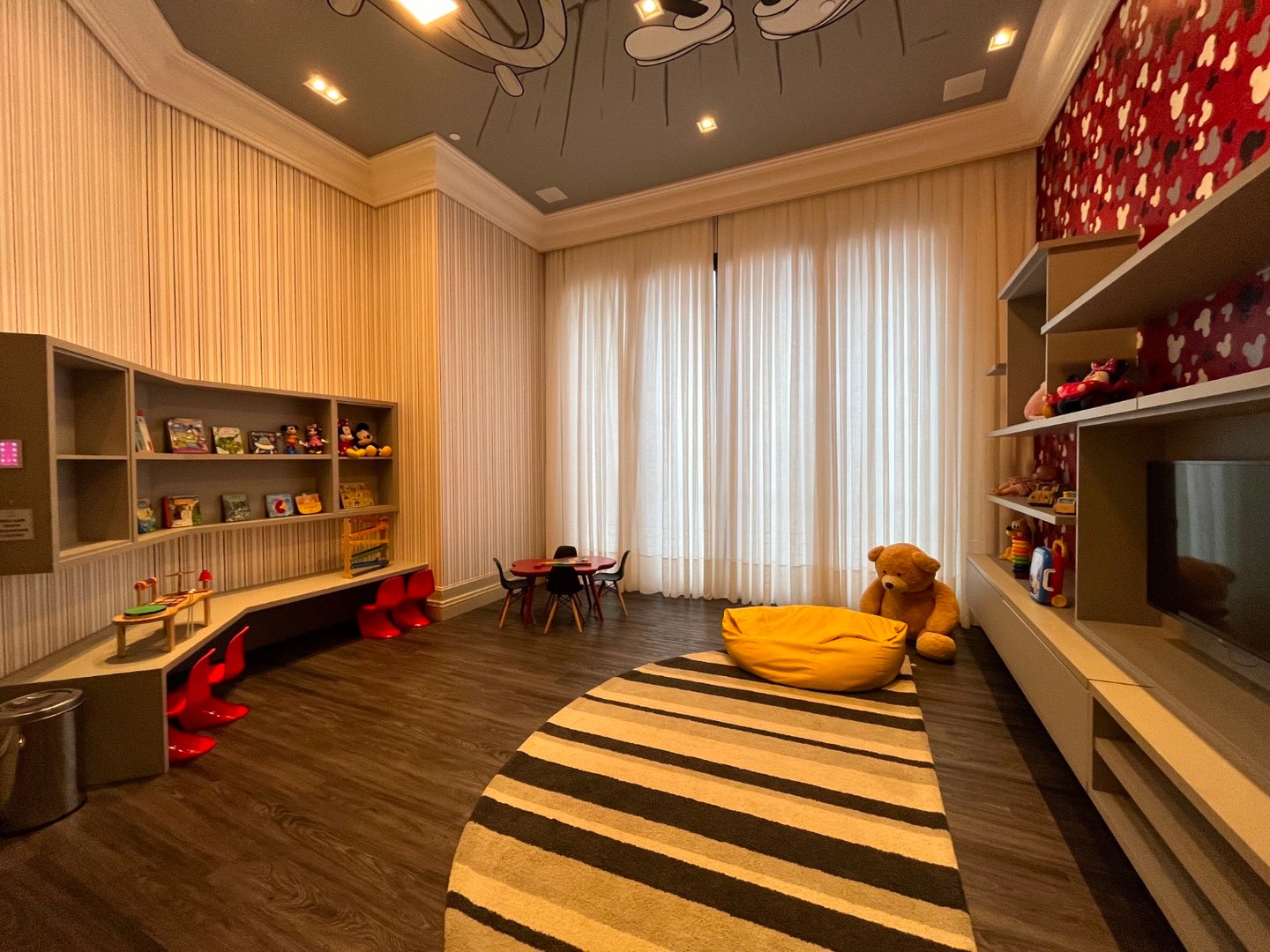 Apartamento no Edifício New York à venda no centro de Balneário Camboriú — foto 37