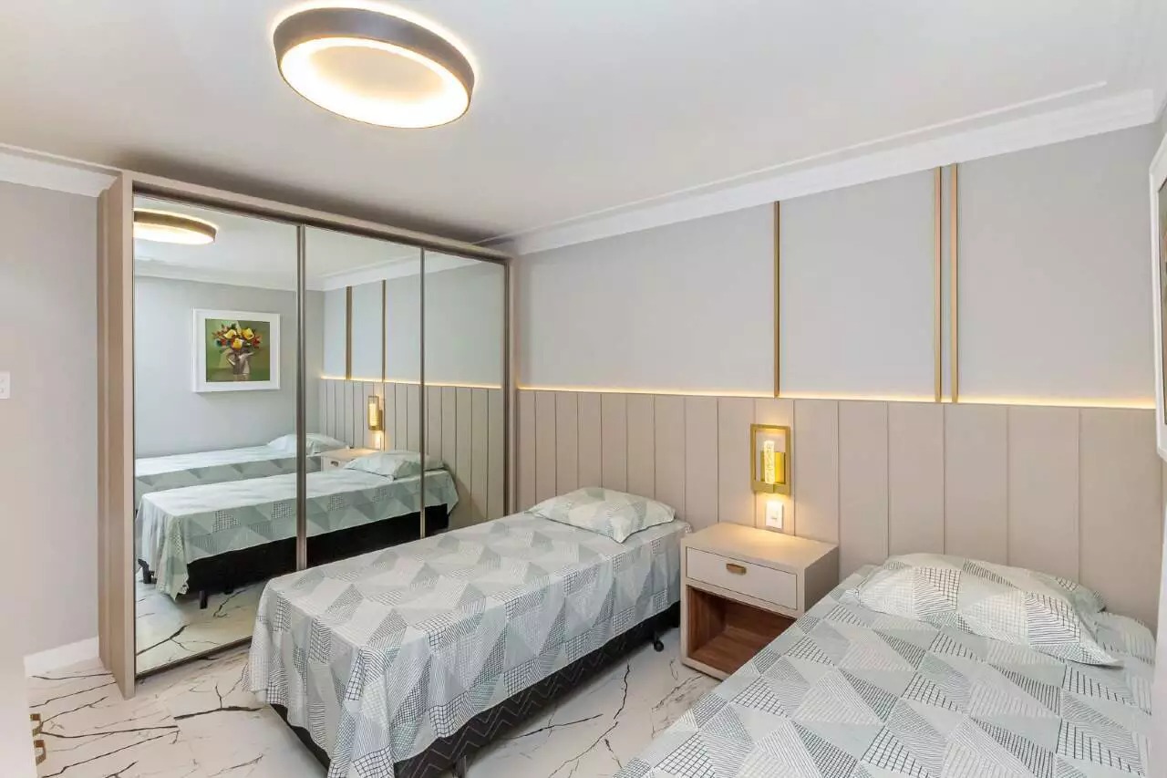 Apartamento Frente Mar no Edifício Imperatriz à venda no centro de Balneário Camboriú — foto 16