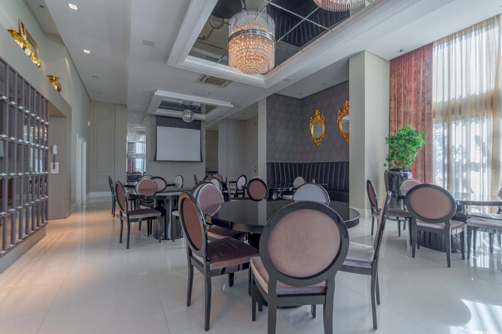 Apartamento no Edifício Residencial Merithamon à venda no centro de Balneário Camboriú — foto 11