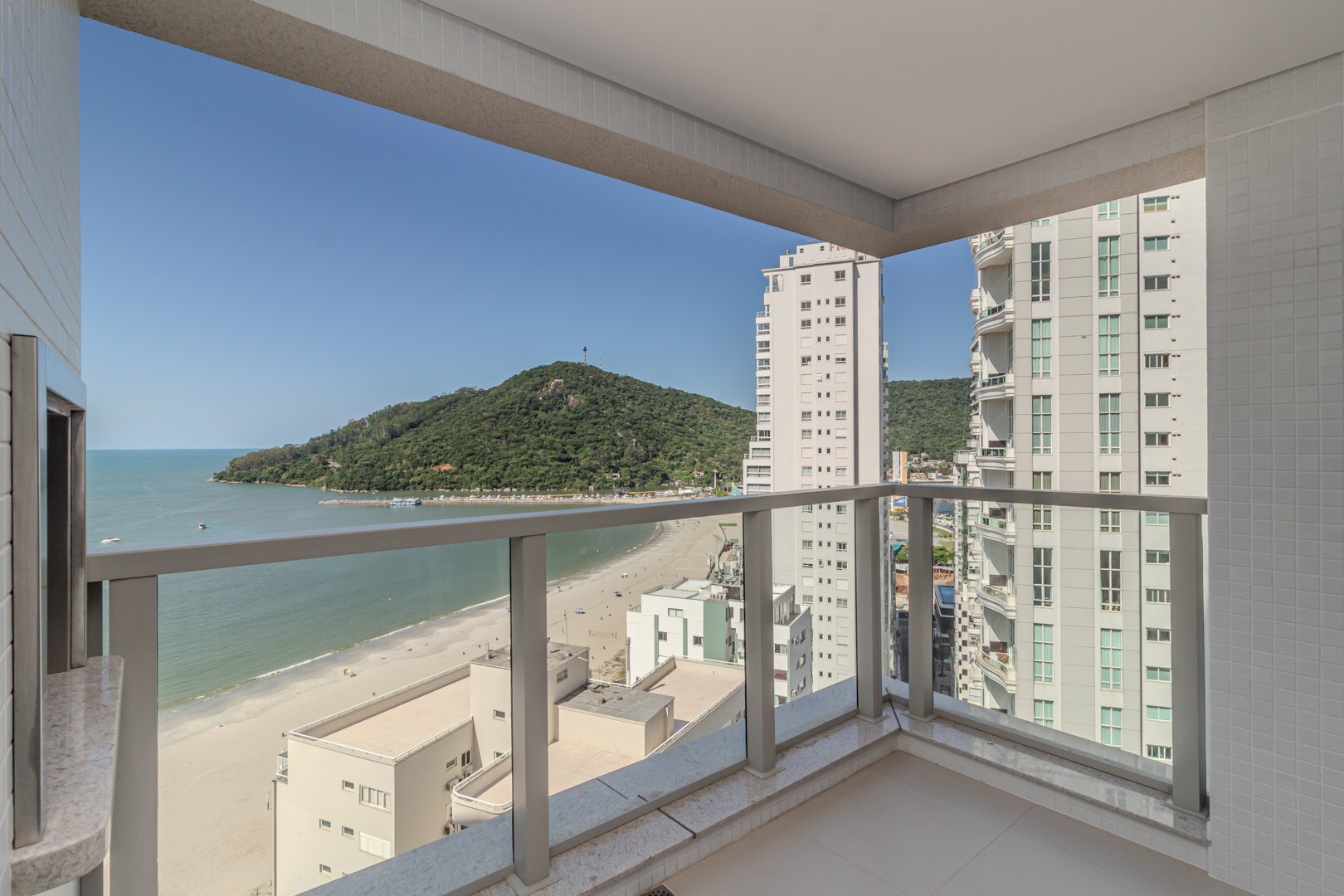 Apartamento Vista Mar na Edifício Morada Ilhas Marianas à venda em Barra Sul em Balneário Camboriú — foto 8