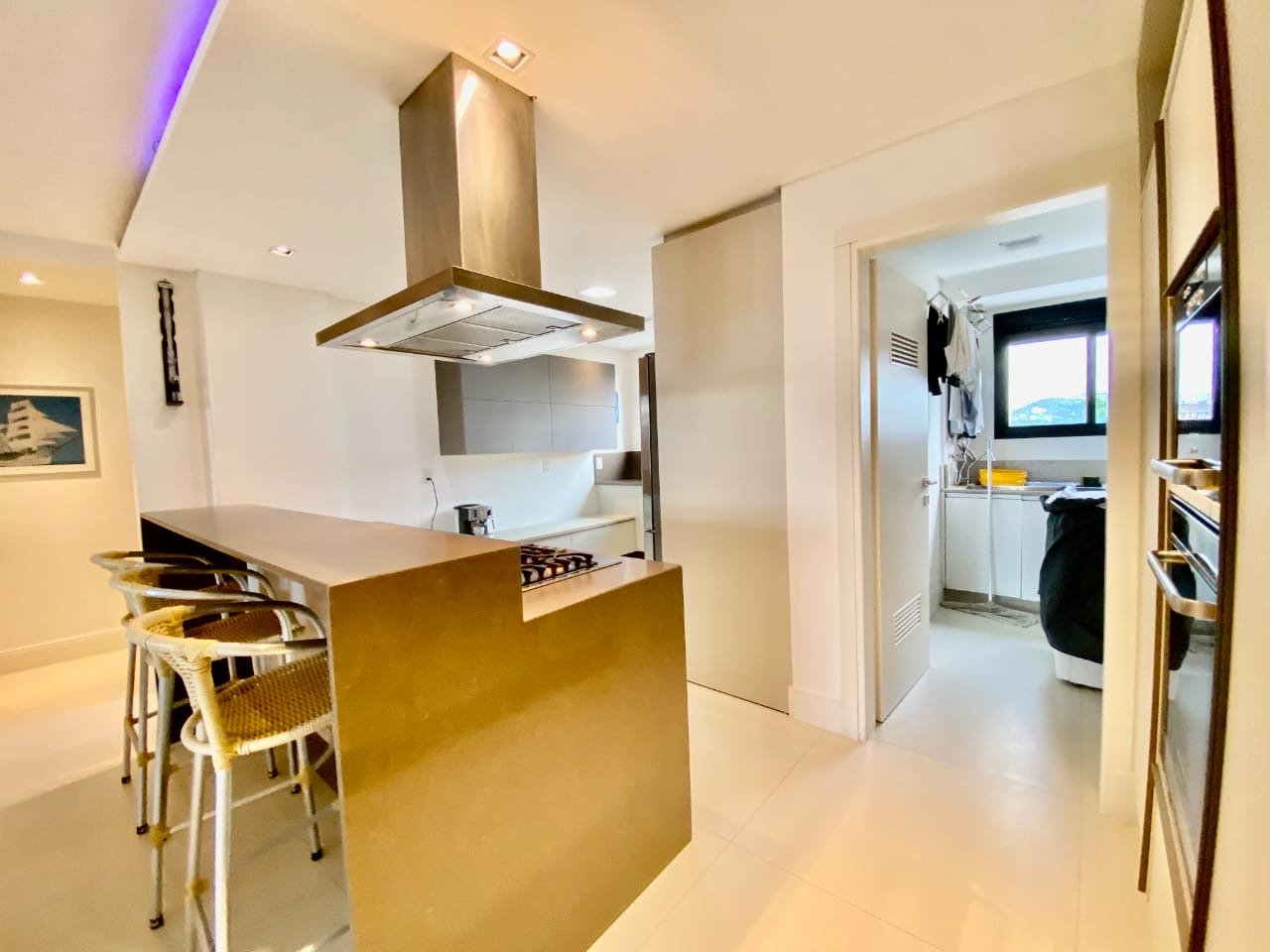 Apartamento Quadra Mar no Edifício Doha à venda na Praia Brava — foto 3