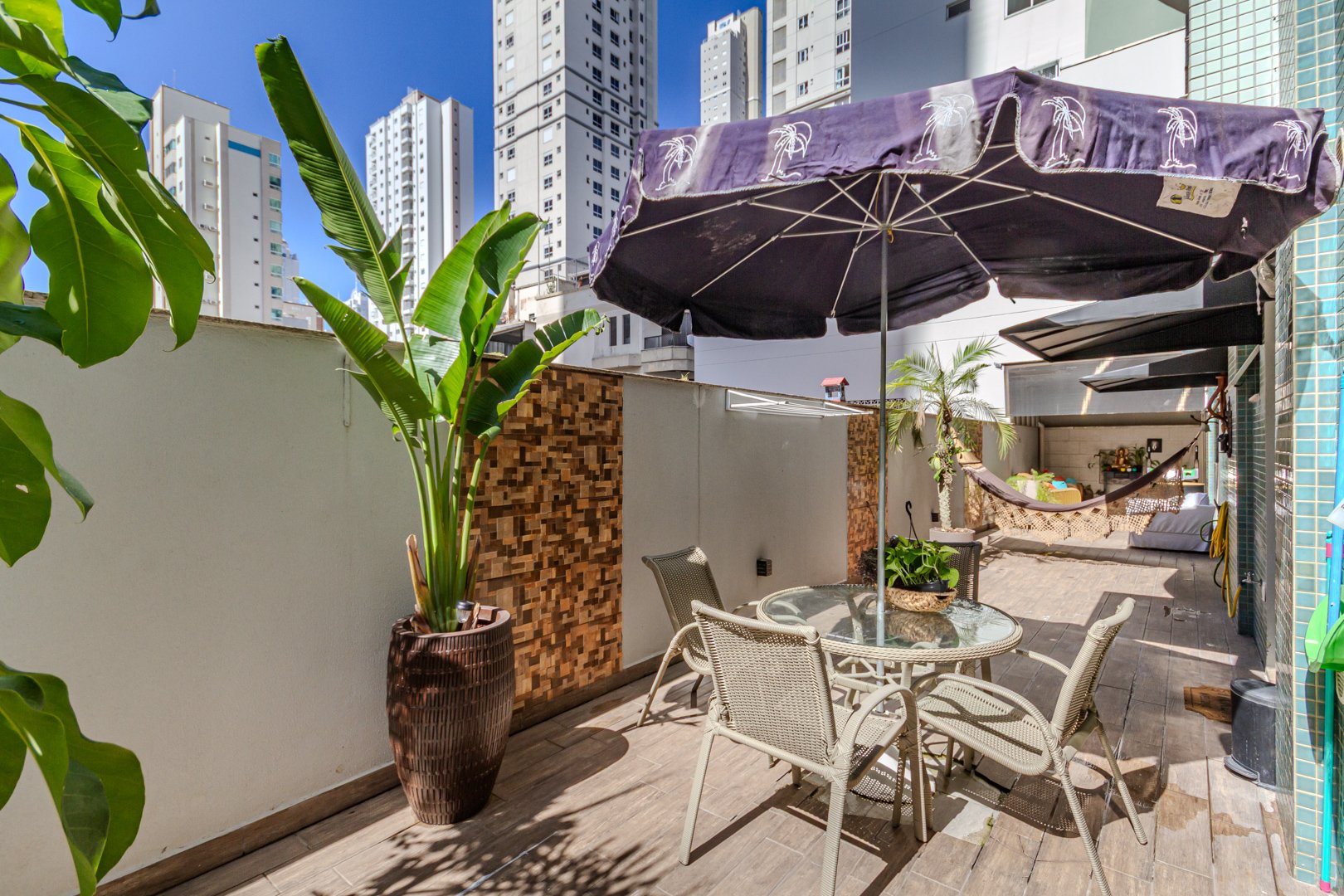 Apartamento Diferenciado no Edifício Sonnen Platz à venda no centro de Balneário Camboriú — foto 20