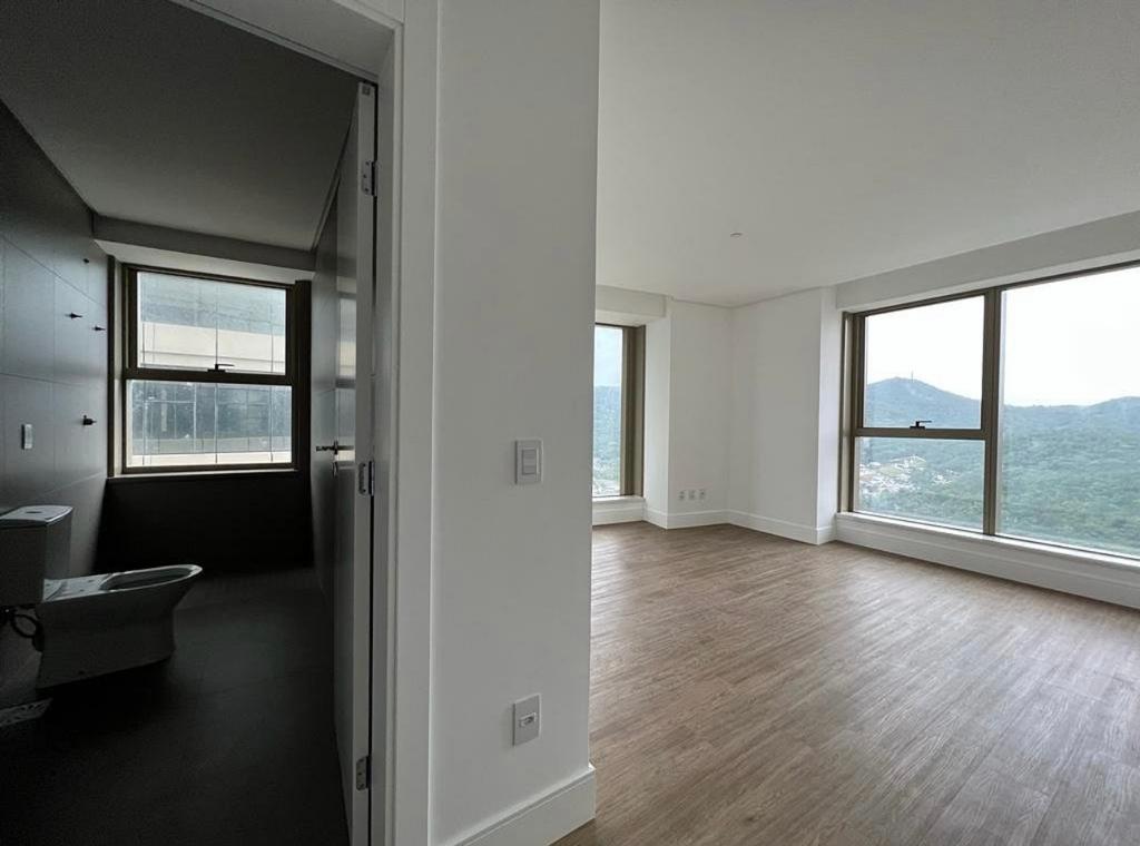 Apartamento Vista Mar no Edifício Yachthouse à venda em Barra Sul em Balneário Camboriú — foto 9