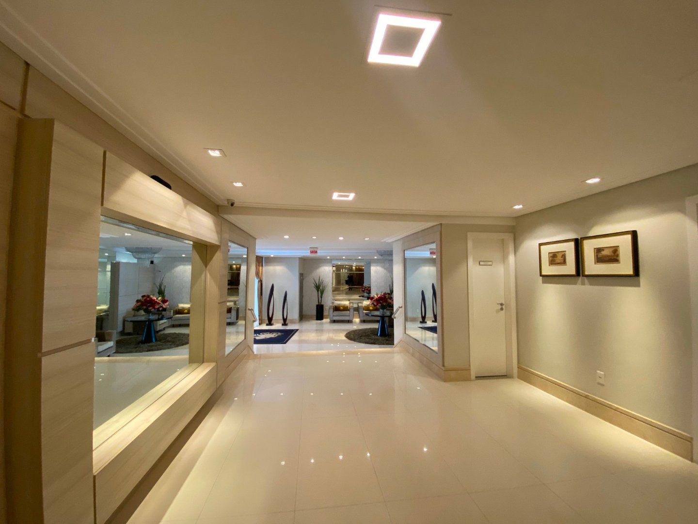 Apartamento no Edifício Torre de Lyon à venda em Balneário Camboriú — foto 20
