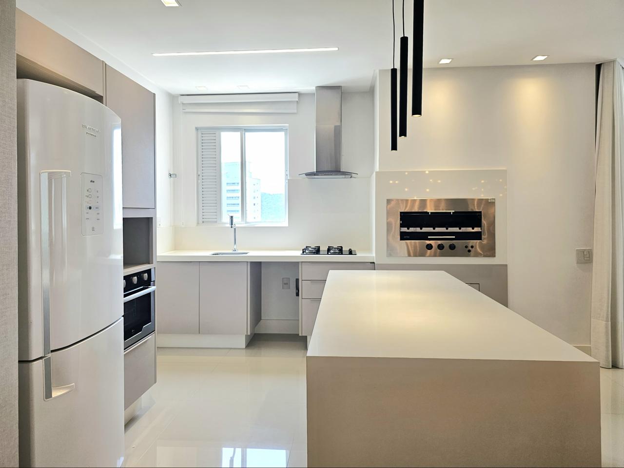 Apartamento Mobiliado no Edifício Portinax Residence à venda no centro de Balneário Camboriú — foto 8