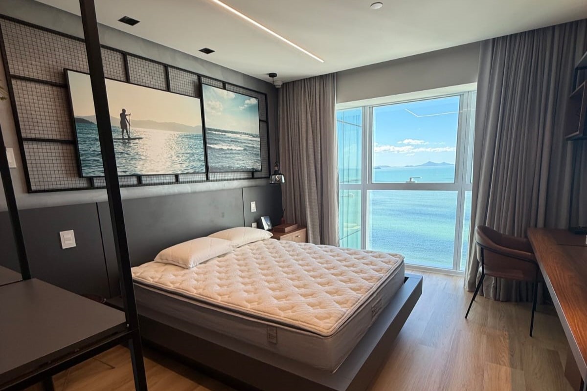 Apartamento Frente Mar no Edifício One Tower à venda na Barra Sul em Balneário Camboriú — foto 16