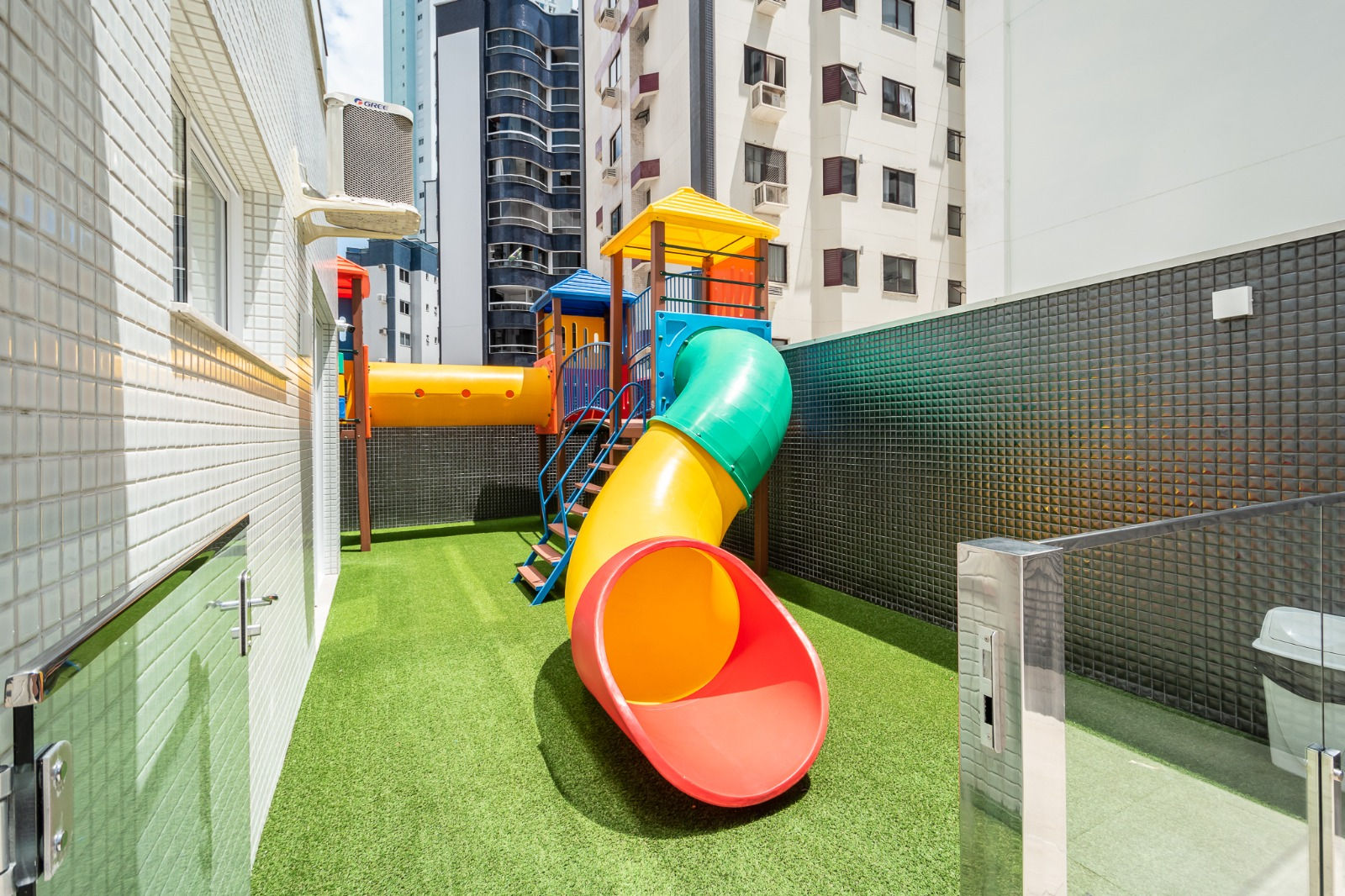 Apartamento no Edifício Bréscia Residencial à venda no Centro de Balneário Camboriú — foto 16