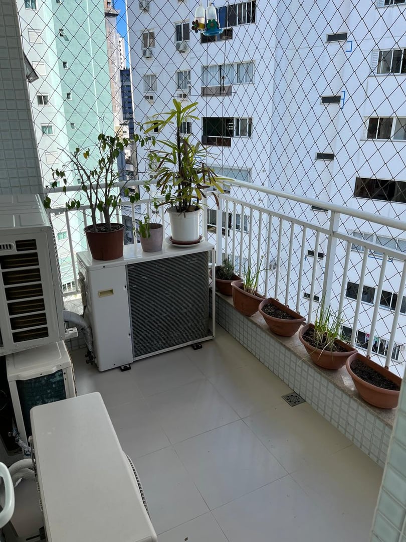 Apartamento no Edifício Vale dos Reis à venda na Barra Sul em Balneário Camboriú — foto 8