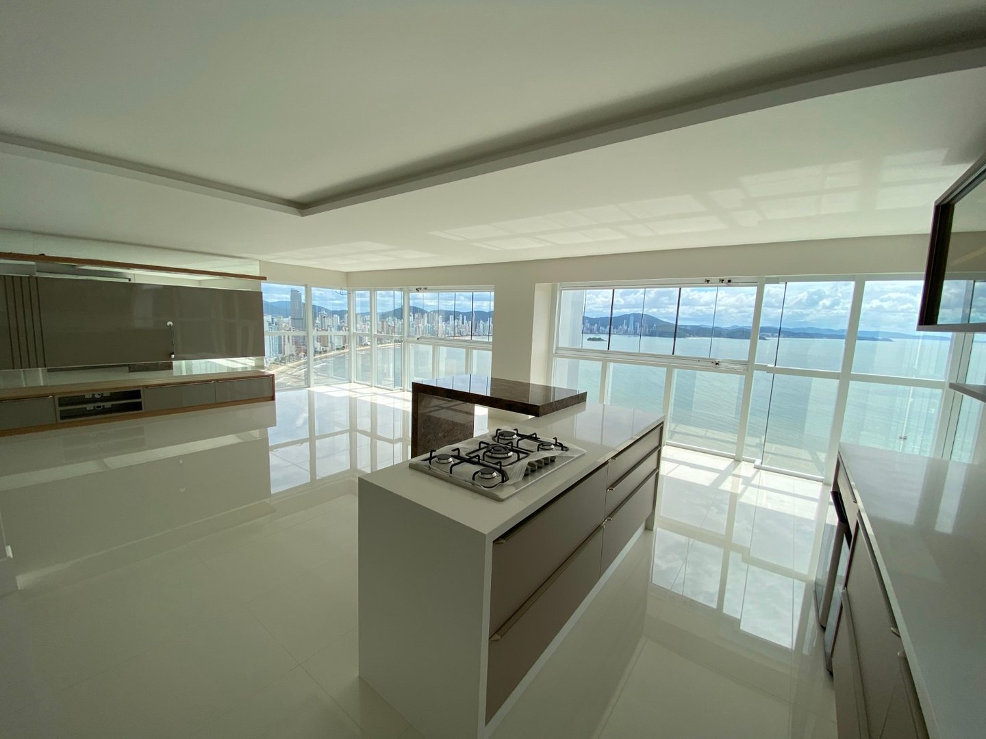 Apartamento no Edifício Ibiza Towers à venda em Barra Sul, Balneário Camboriú — foto 9
