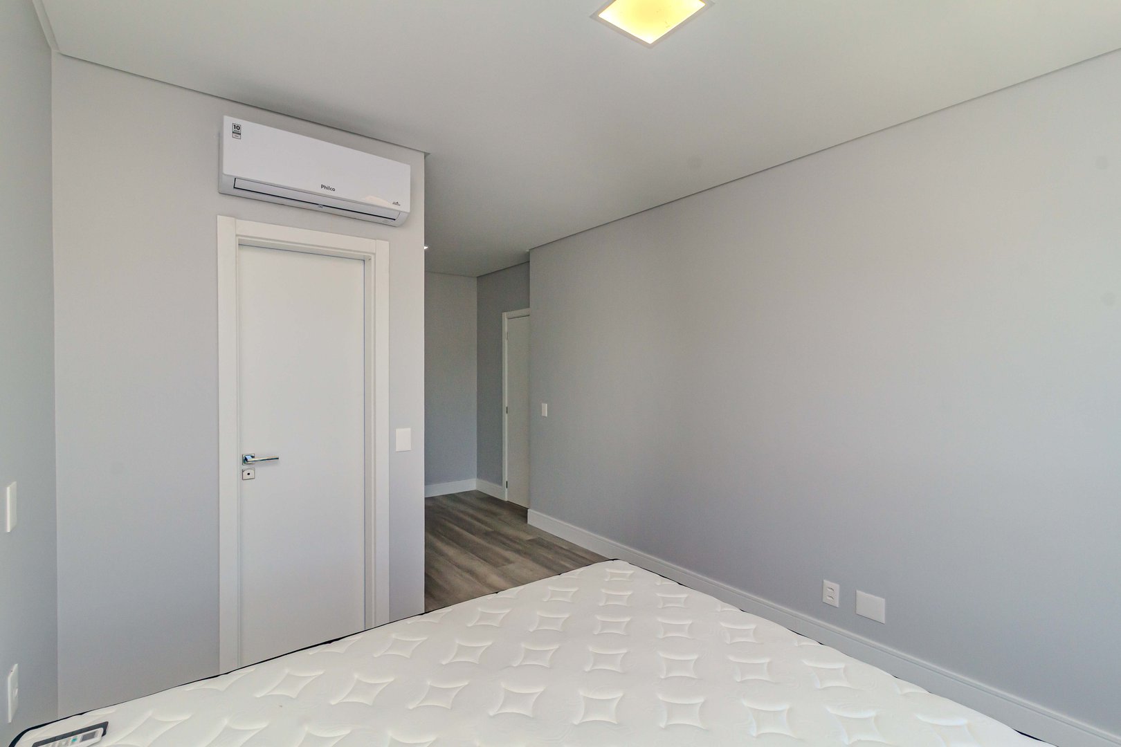 Apartamento no Edifício Dusseldorf à venda na Praia Brava — foto 30