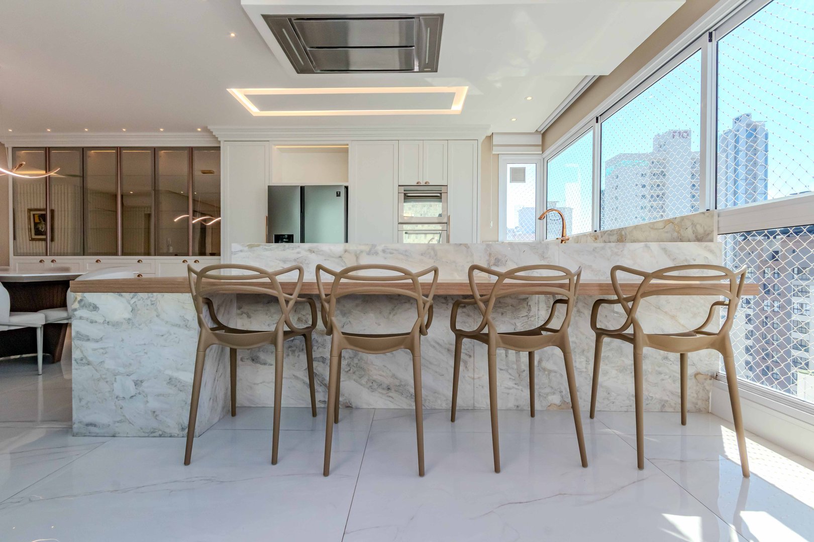 Cobertura no Edifício Porto Di Bari à venda no centro de Balneário Camboriú — foto 15