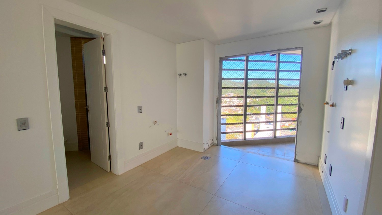 Apartamento no Edifício Pharos à venda no centro de Balneário Camboriú — foto 7