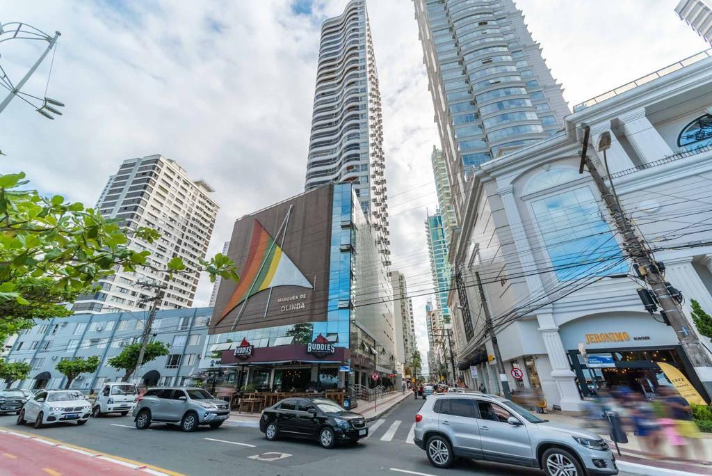 Apartamento Frente Mar no Edifício Marquês de Olinda à venda em Balneário Camboriú — foto 23