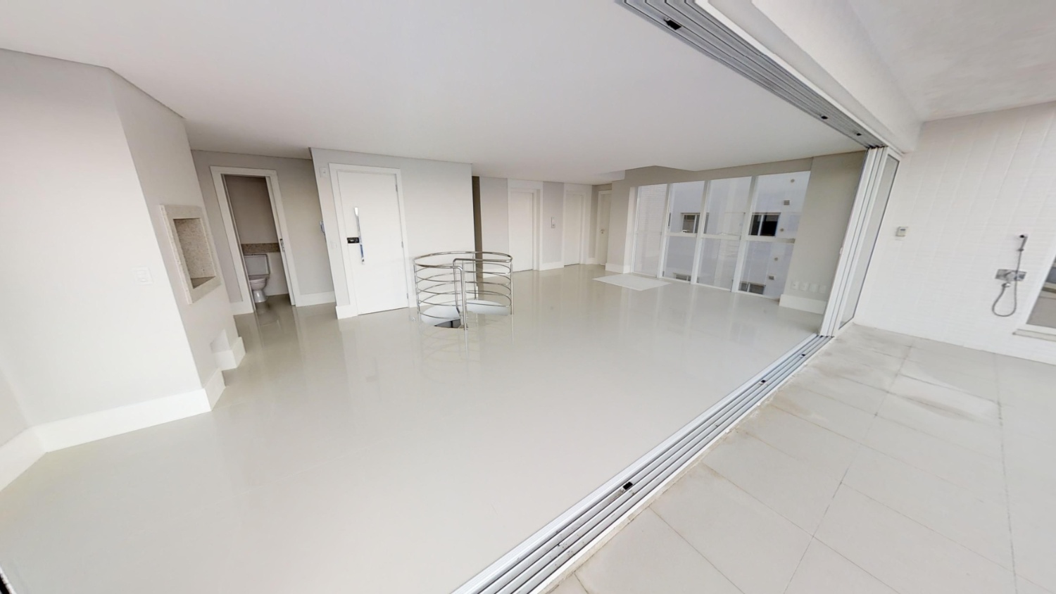 Cobertura Duplex no Edifício Ibiza Towers à venda no centro de Balneário Camboriú — foto 5