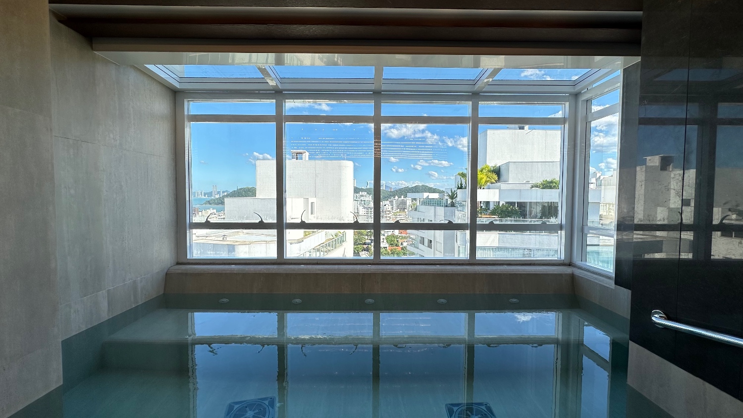 Apartamento Vista Mar no Edifício Le Blanc à venda na Praia Brava em Itajaí — foto 28