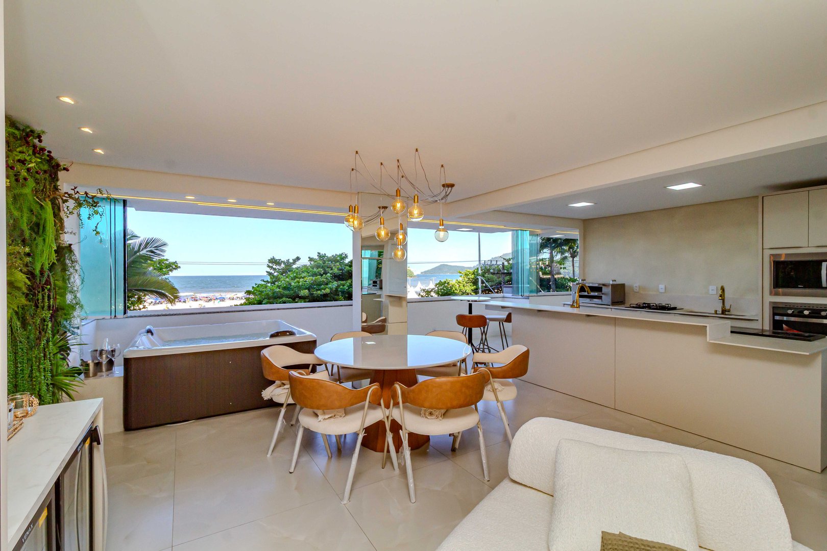 Apartamento Frente Mar no Edifício Oasis à venda no centro de Balneário Camboriú — foto 6