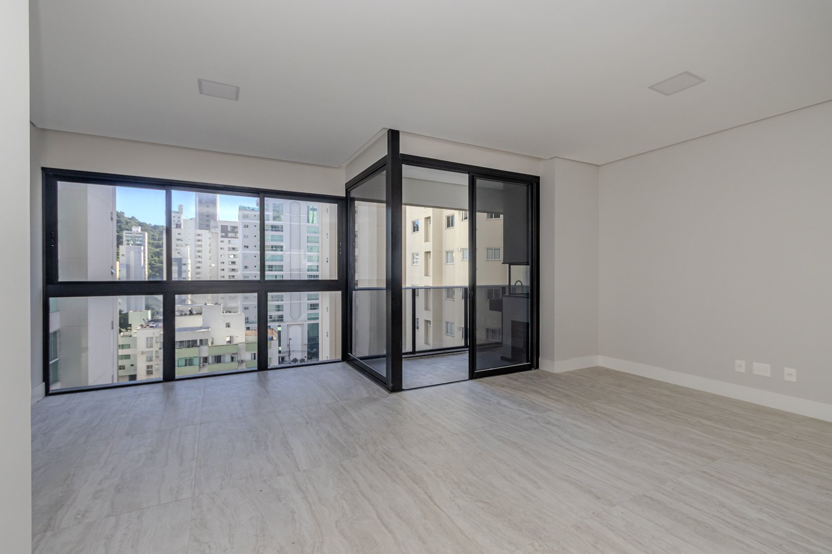 Apartamento no Edifício Riomaggiore Residenze à venda no Pioneiros em Balneário Camboriú