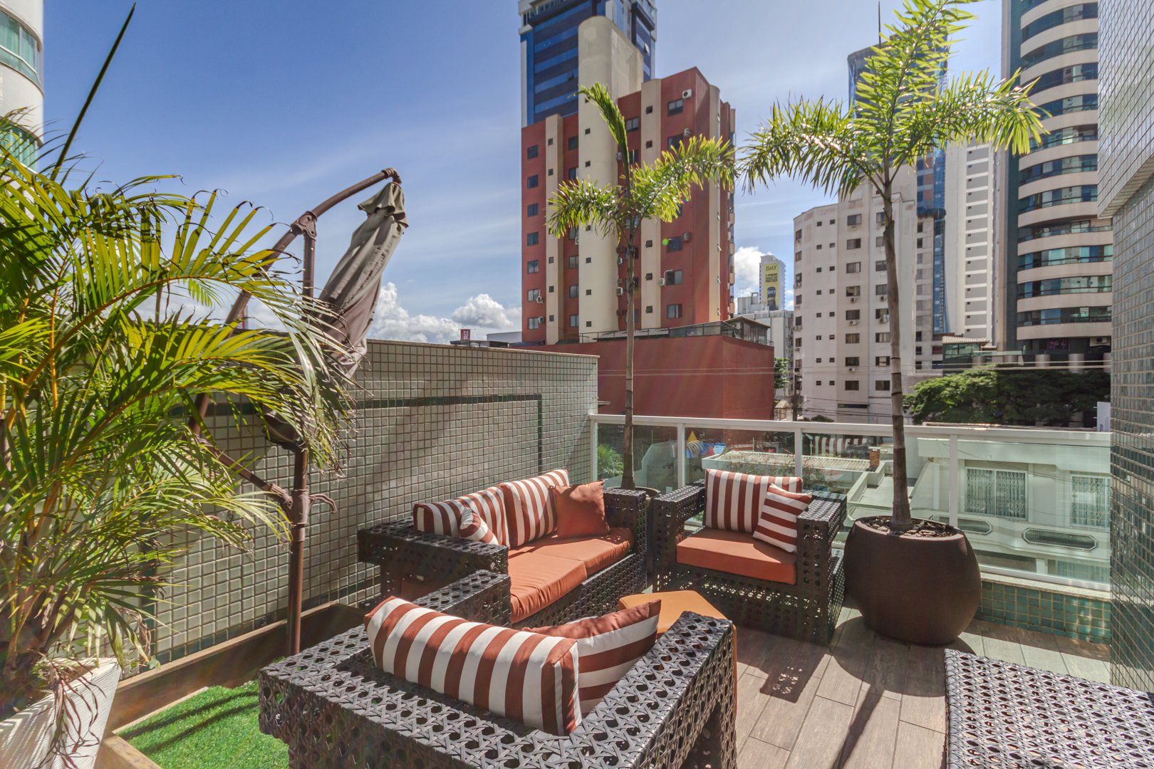 Apartamento Diferenciado no Edifício Sonnen Platz à venda no centro de Balneário Camboriú — foto 11