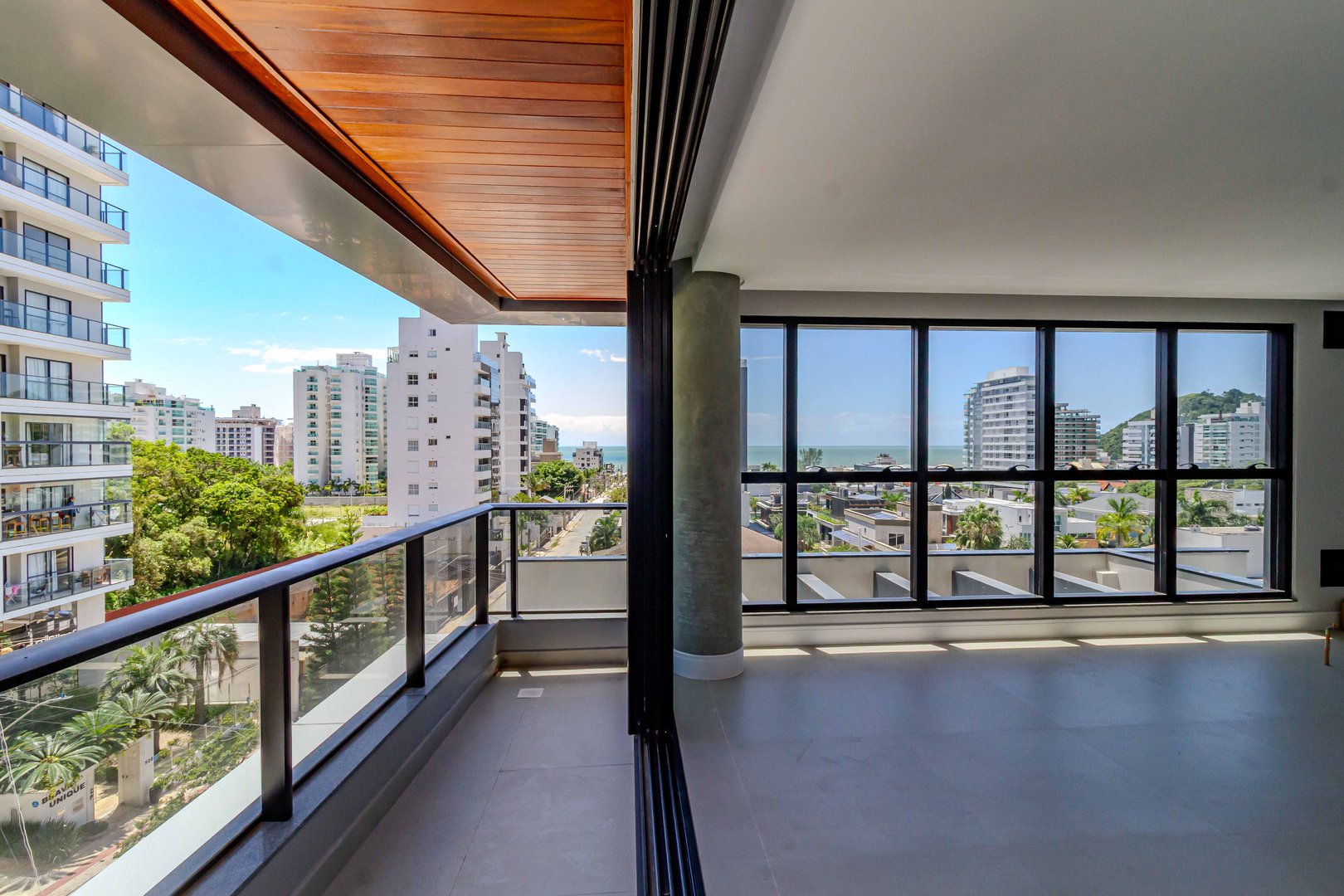 Apartamento no Edifício Dusseldorf à venda na Praia Brava — foto 18