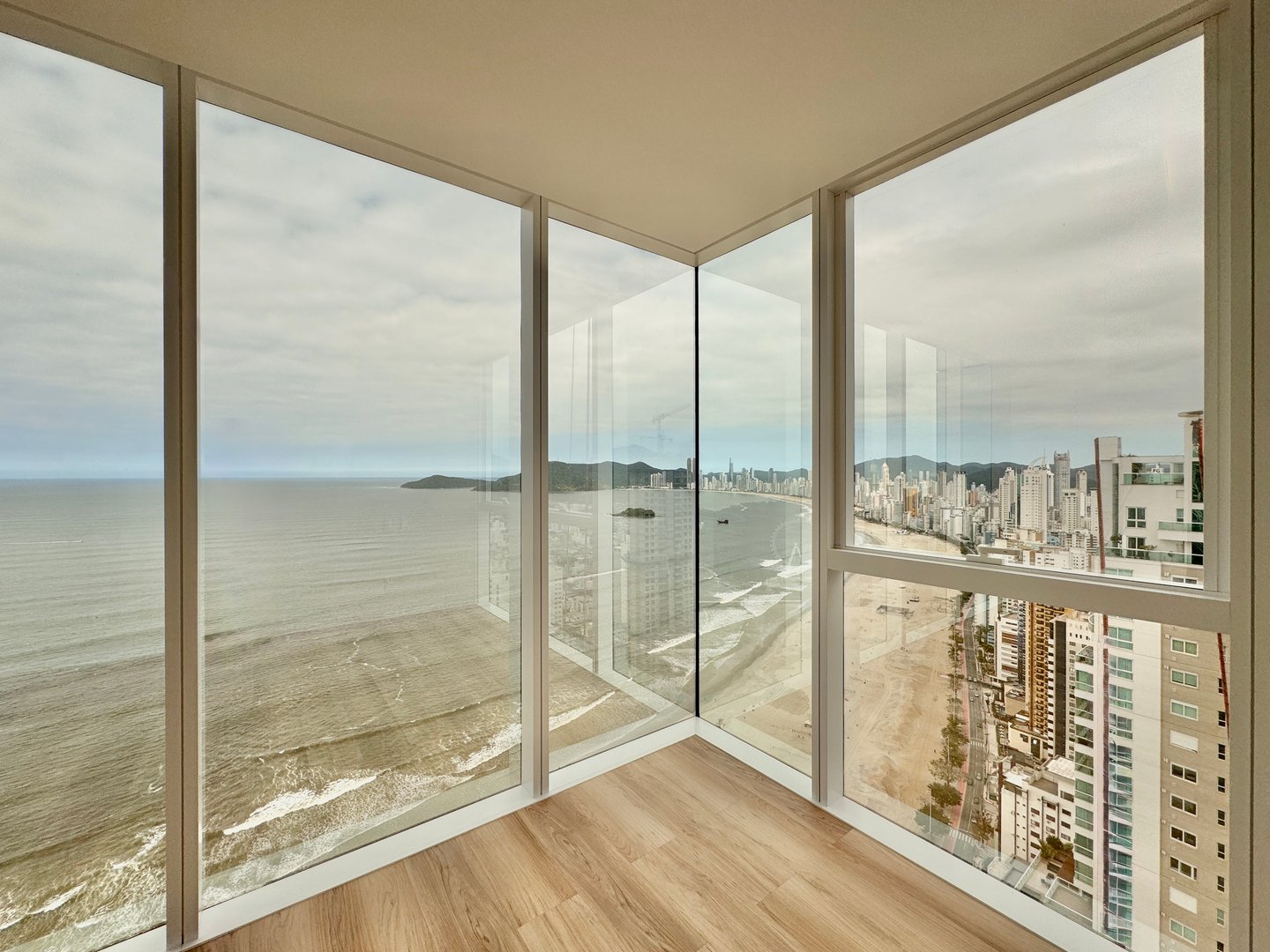 Apartamento no Edifício Boreal Tower à venda no centro de Balneário Camboriú — foto 14