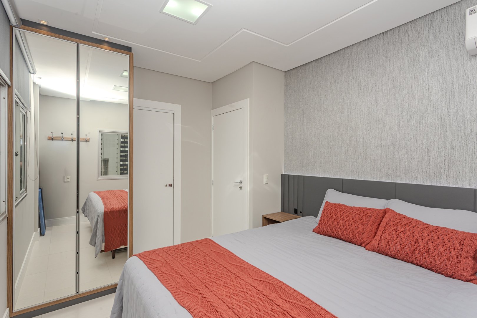 Apartamento no Edifício Polaris à venda no centro de Balneário Camboriú — foto 12