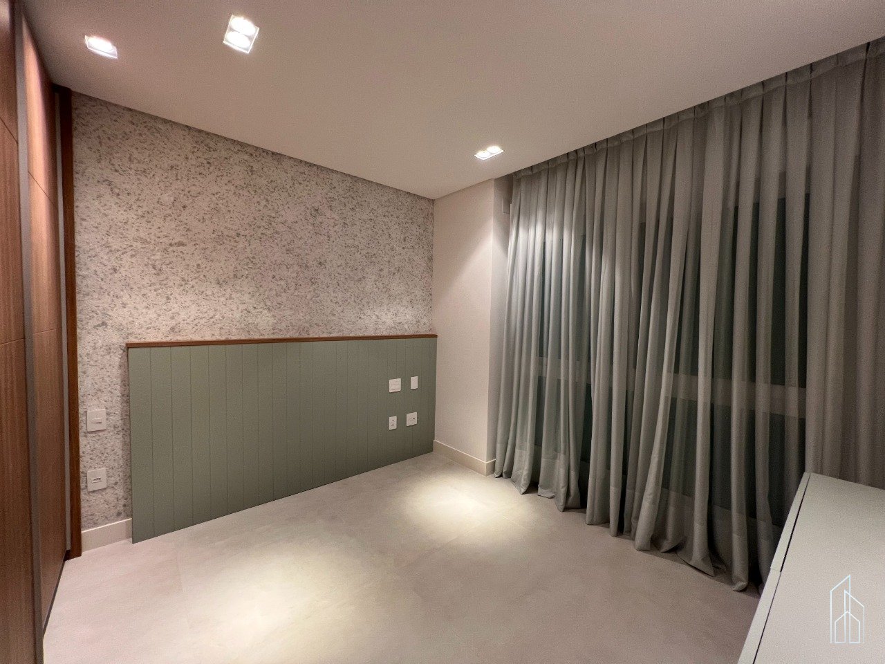 Apartamento no Edifício Camboas Residence à venda no centro de Balneário Camboriú — foto 12