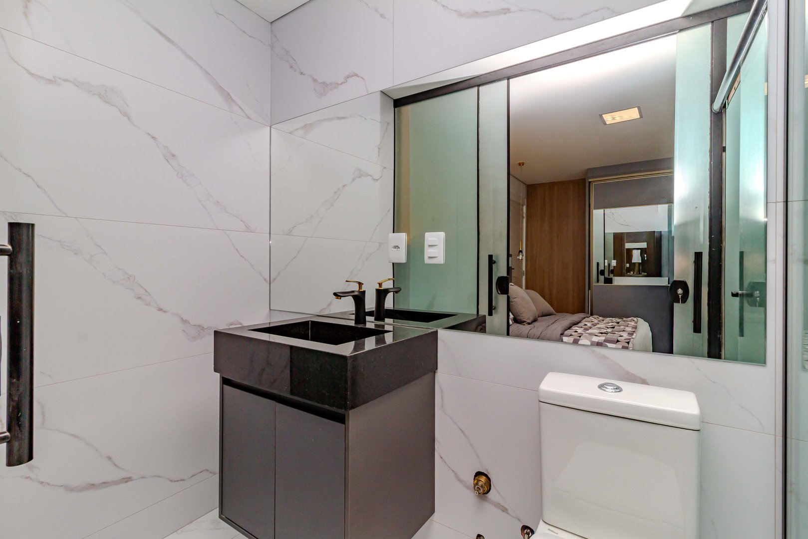 Apartamento Frente Mar no Edifício Oasis à venda no centro de Balneário Camboriú — foto 24