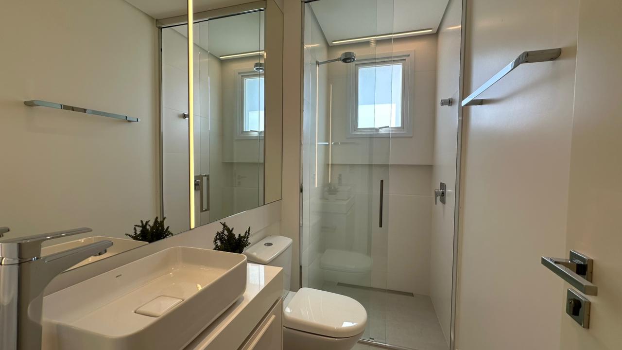 Apartamento vista mar no Edifício Cyano Mare à venda no centro de Balneário Camboriú — foto 28