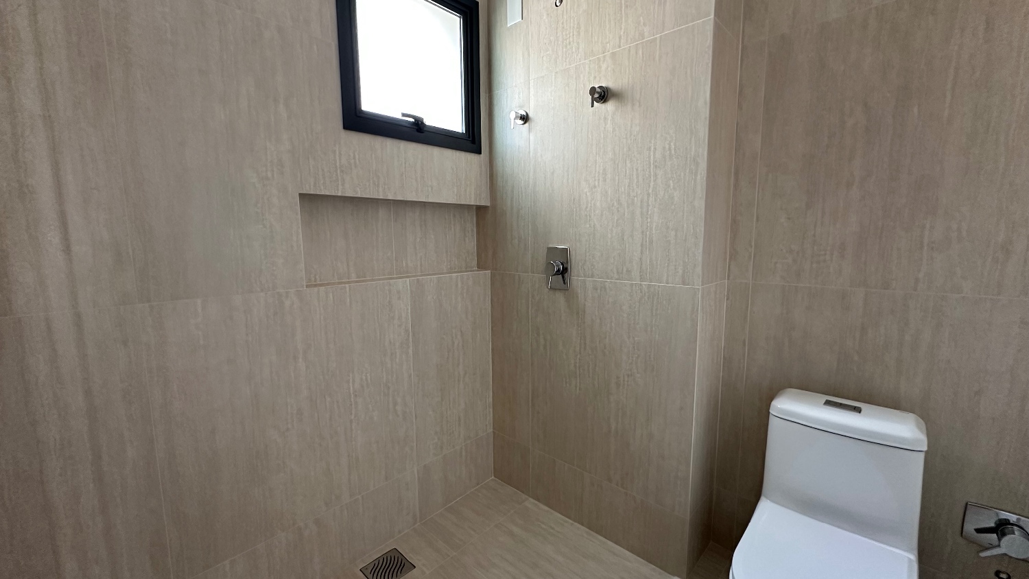 Apartamento no Edifício Hannover Residence à venda na Barra Sul em Balneário Camboriú — foto 17