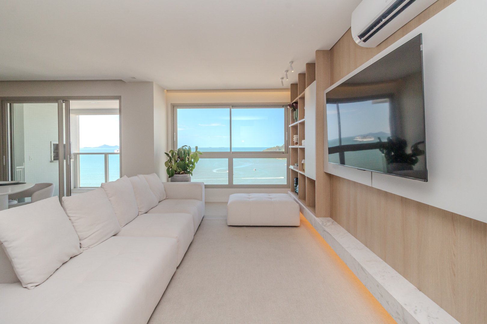 Apartamento Vista Mar na Edifício Morada Ilhas Marianas à venda em Barra Sul em Balneário Camboriú — foto 3