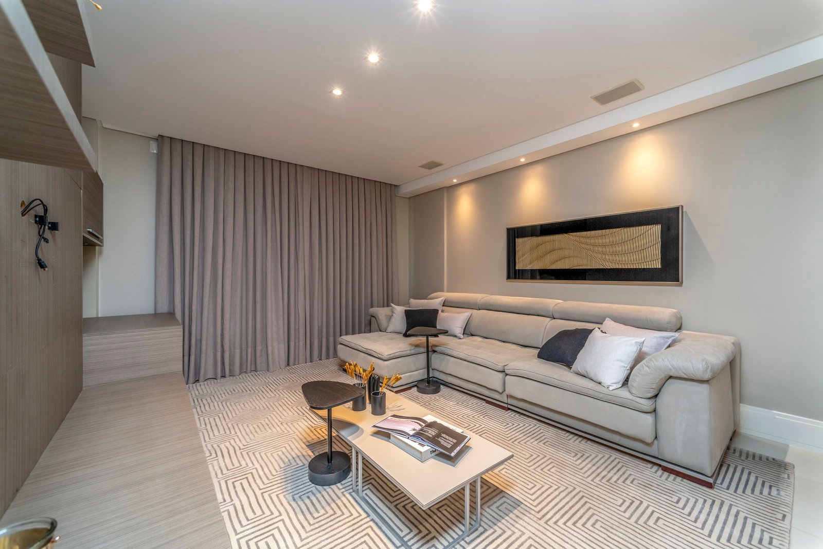 Apartamento no Edifício Metrópolis á Venda no Centro de Balneário Camboriú — foto 26