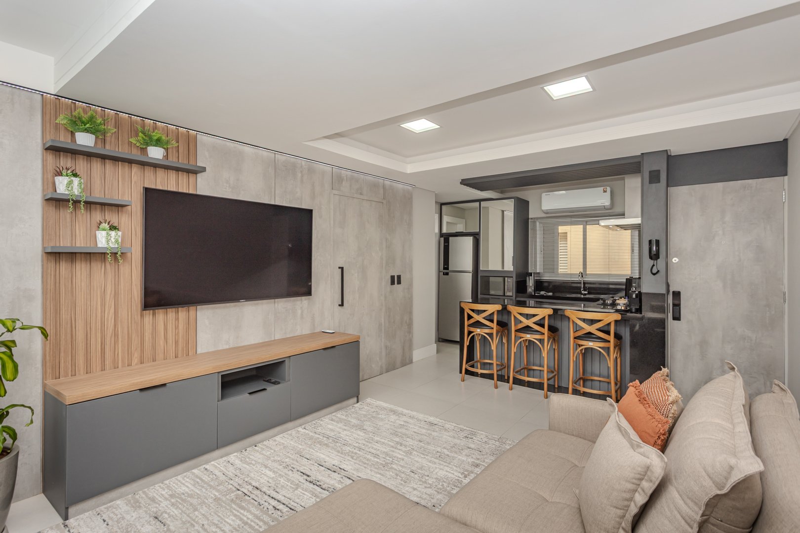 Apartamento no Edifício Polaris à venda no centro de Balneário Camboriú