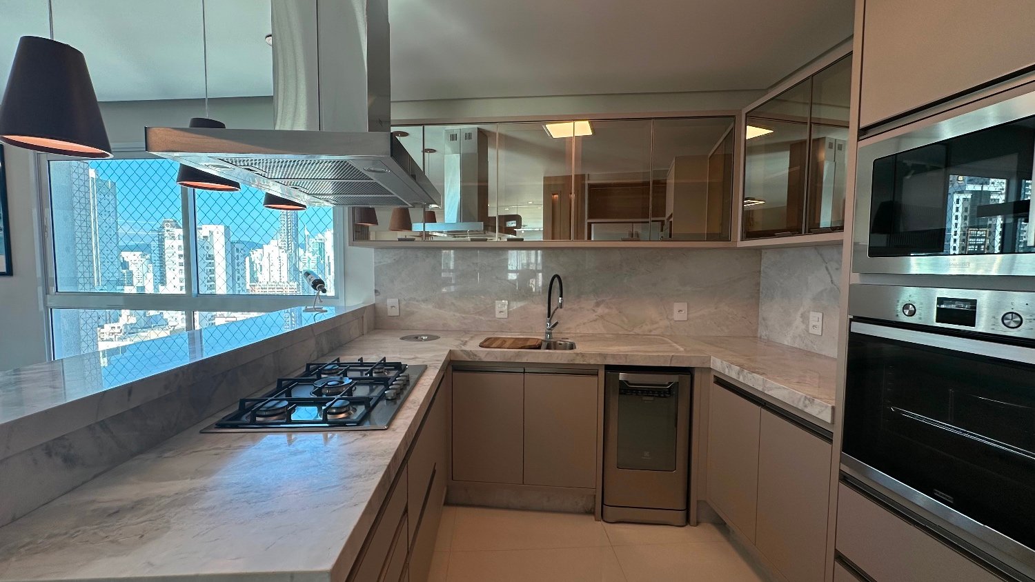 Apartamento no Edifício Splendia Tower à venda no centro de Balneário Camboriú — foto 9