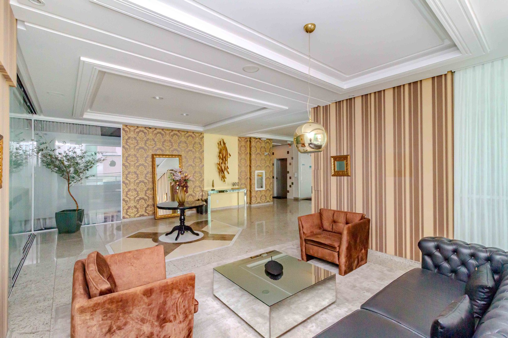 Apartamento Quadra Mar no Edifício La Madeson à venda no centro de Balneário Camboriú — foto 27