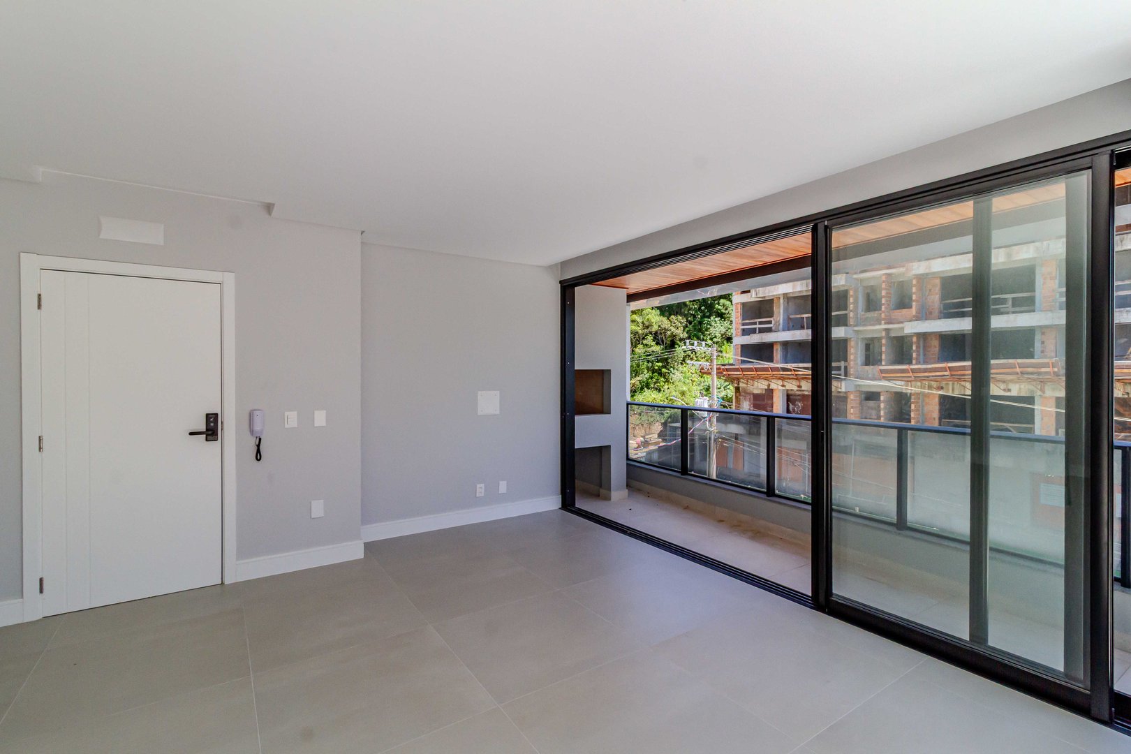 Apartamento Garden no Edifício Dusseldorf à venda na Praia Brava — foto 7