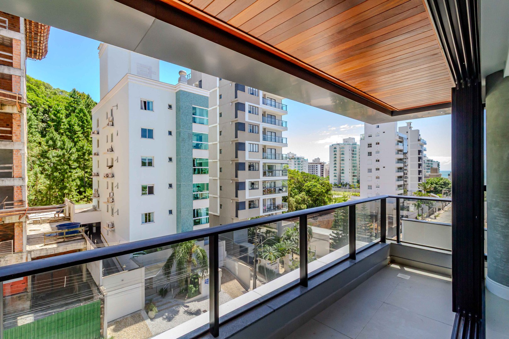 Apartamento no Edifício Dusseldorf à venda na Praia Brava — foto 10
