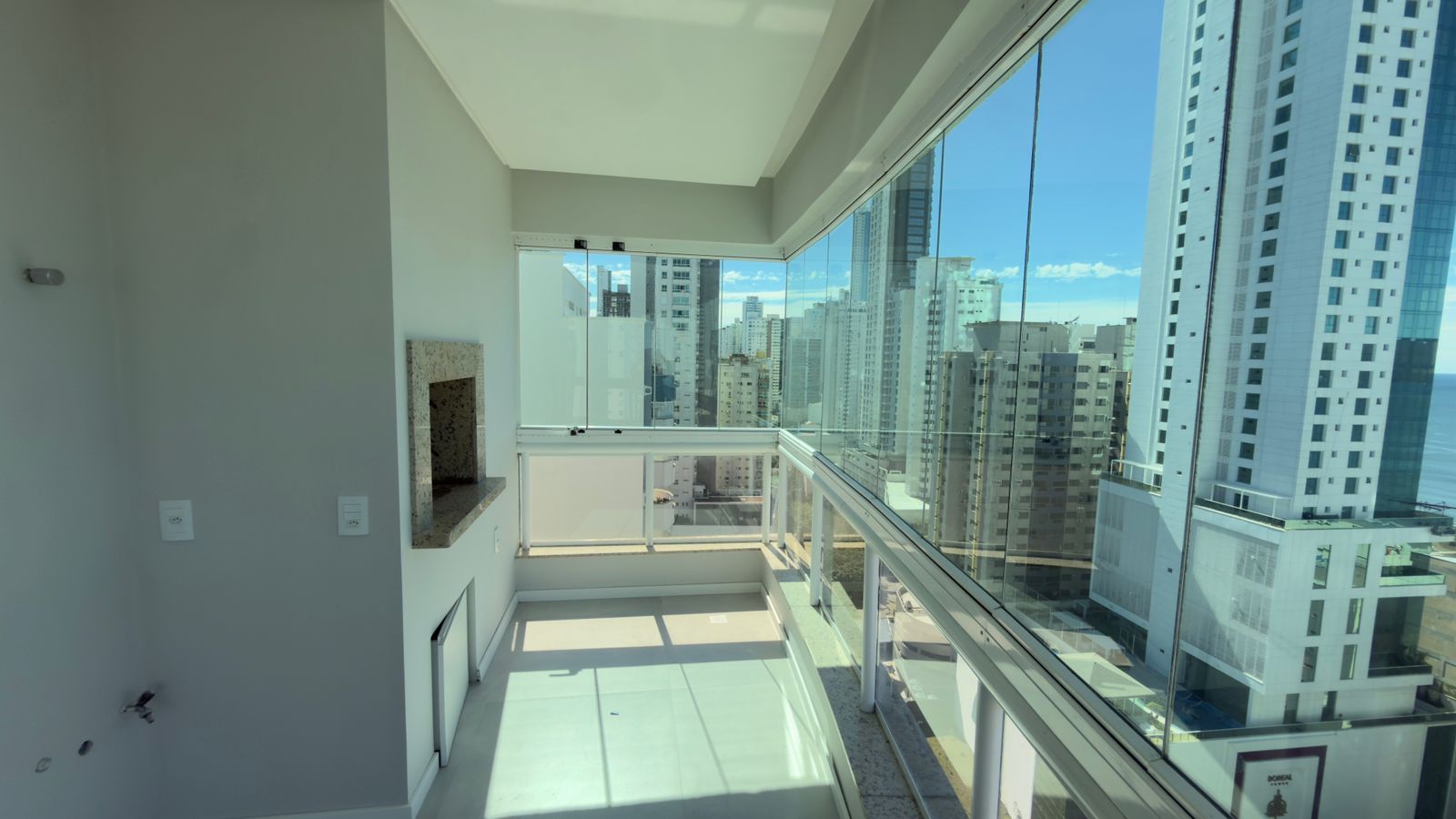 Apartamento Vista Mar no Edifício Dimora Del Sole à venda no centro de Balneário Camboriú — foto 4