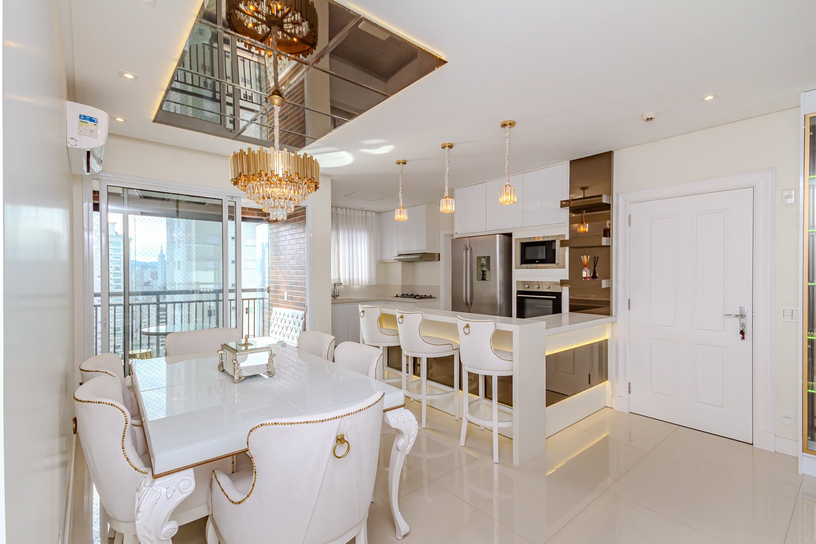 Apartamento no Edifício Windsor Village à venda no centro de Balneário Camboriú — foto 5