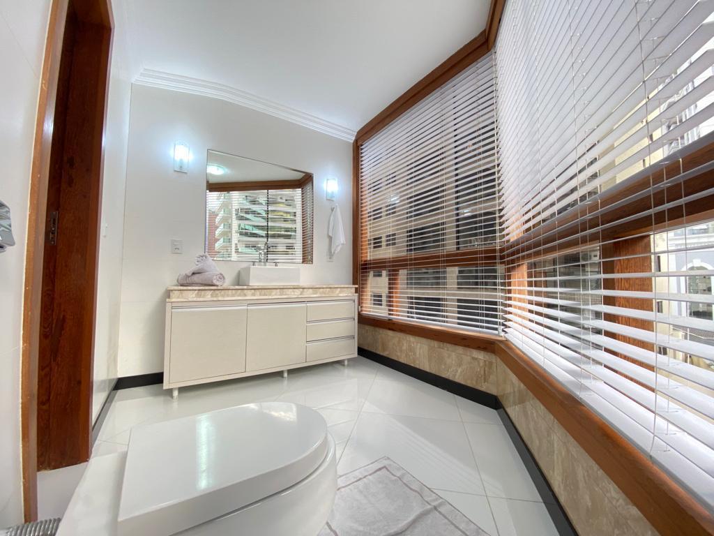 Apartamento no Edifício Boston à venda no centro de Balneário Camboriú — foto 16