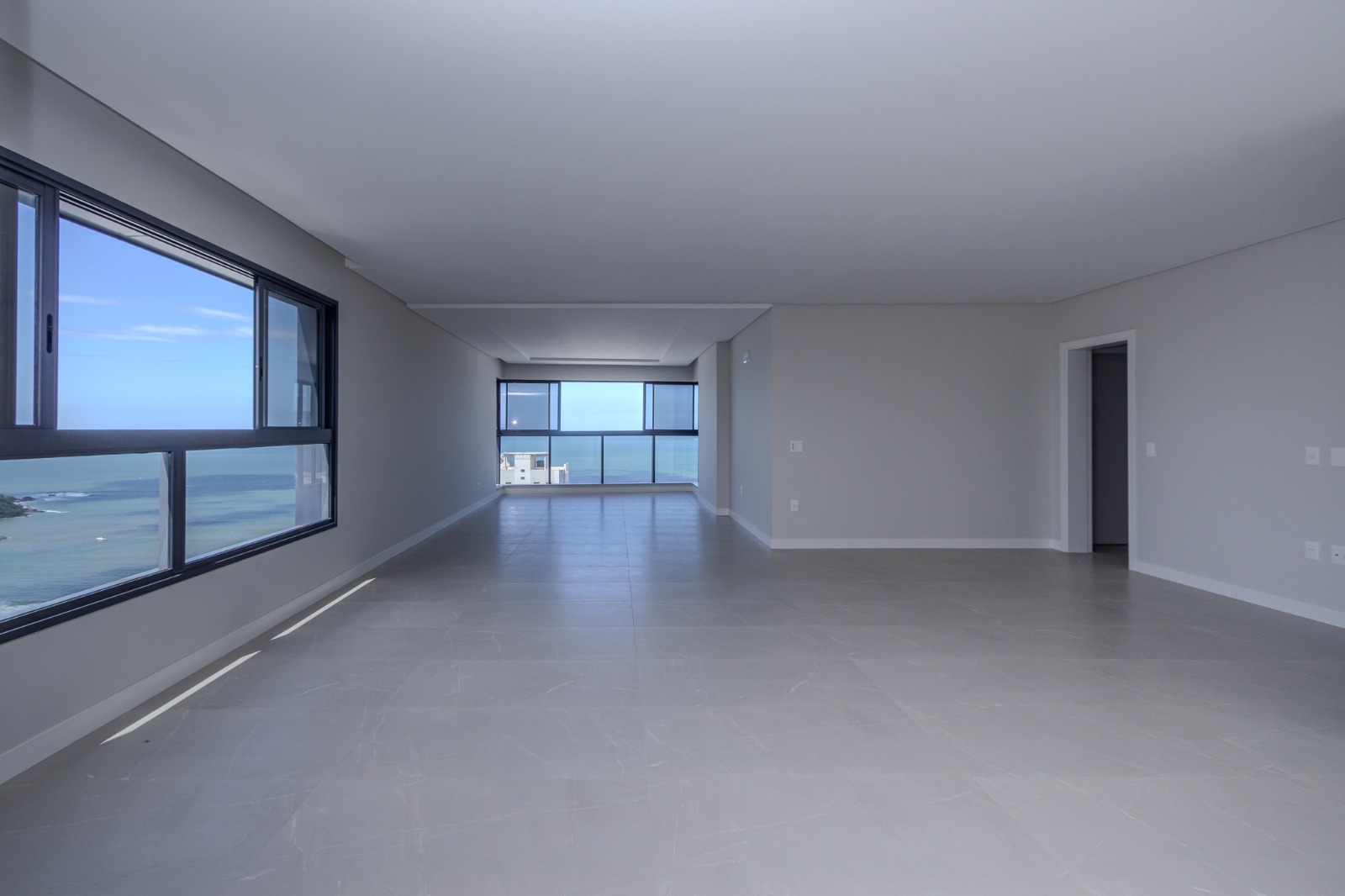 Apartamento no Edifício Muller Ocean Club à venda no centro de Balneário Camboriú — foto 7