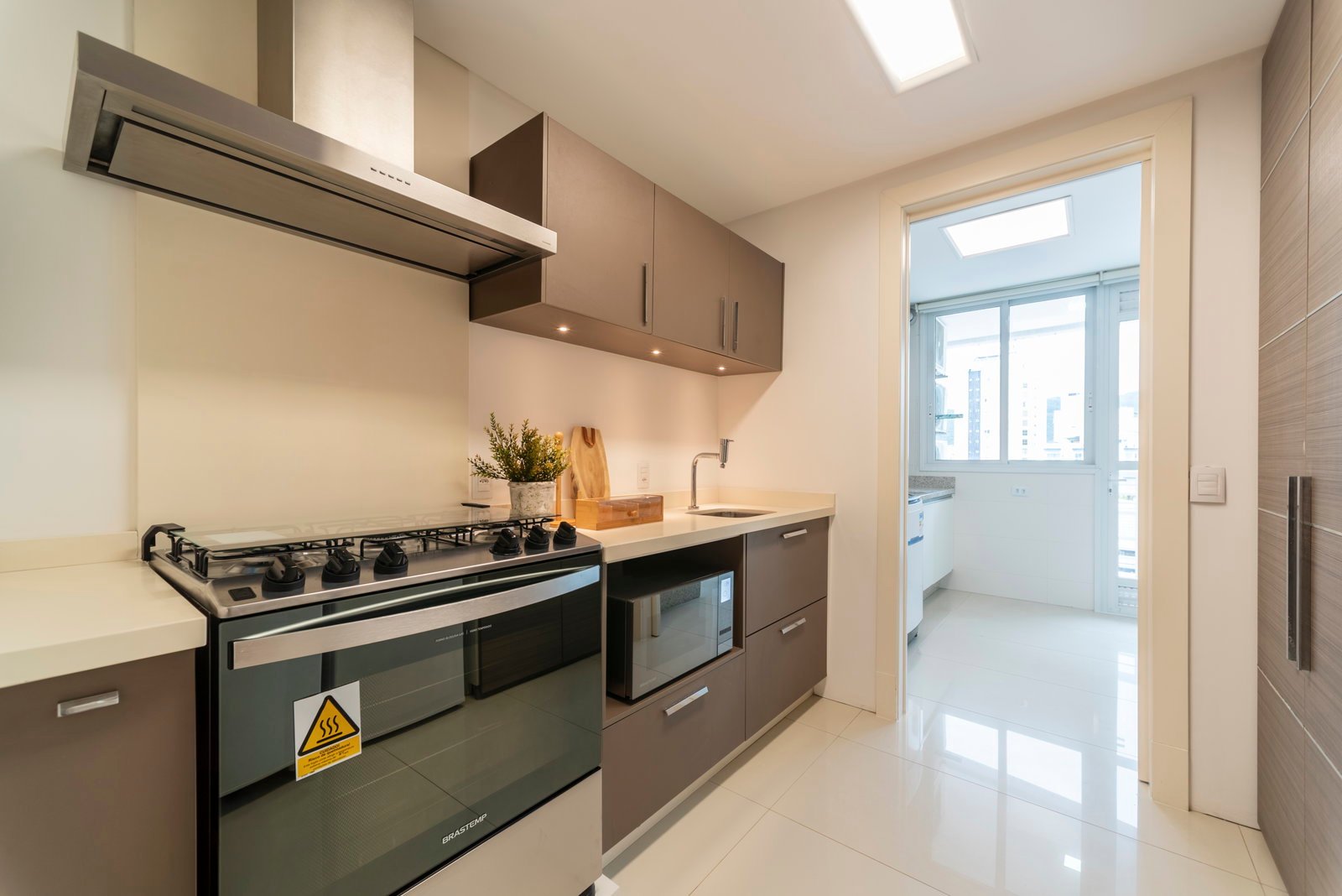 Apartamento no Edifício Metrópolis á Venda no Centro de Balneário Camboriú — foto 28