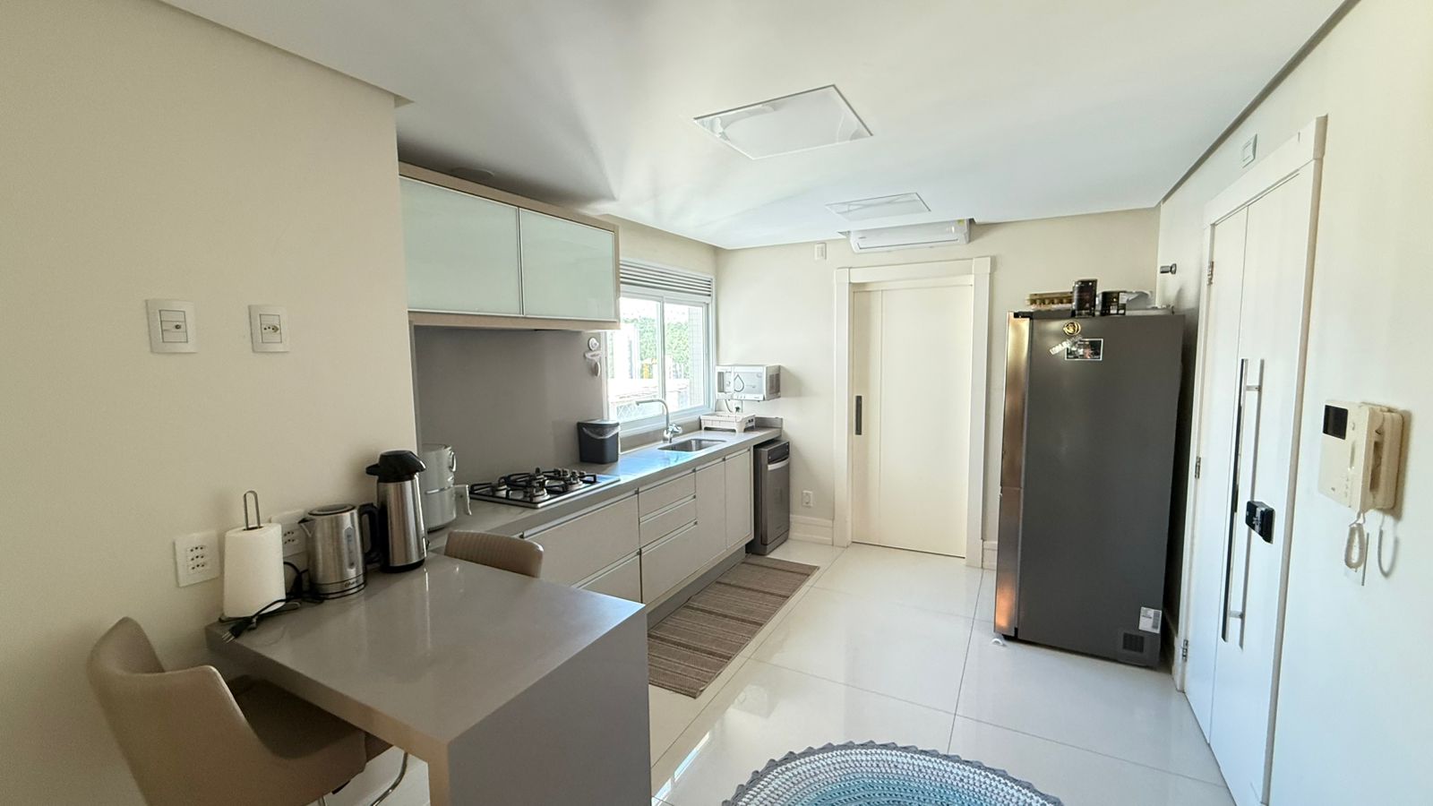Apartamento no Edifício Sea's Palace Residence à venda no centro de Balneário Camboriú — foto 13