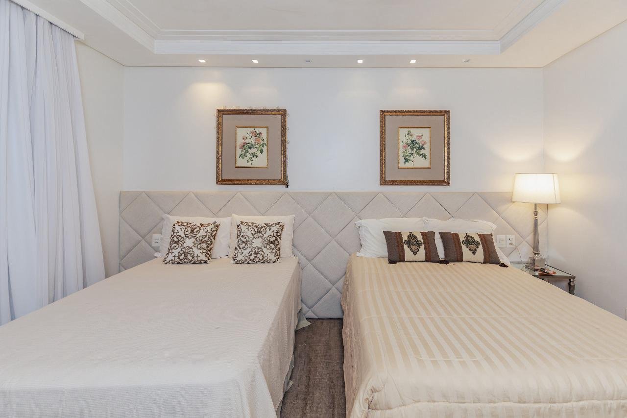 Apartamento no Edifício Renaissance à venda no centro de Balneário Camboriú — foto 19