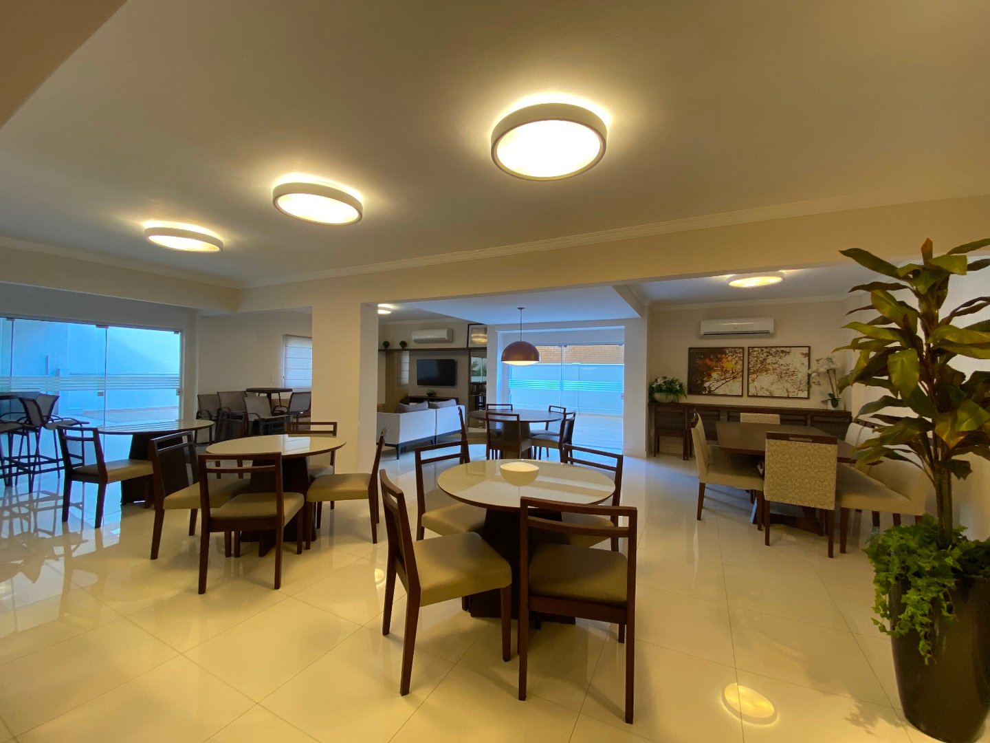 Apartamento no Edifício Marquesado B à venda no centro de Balneário Camboriú — foto 20
