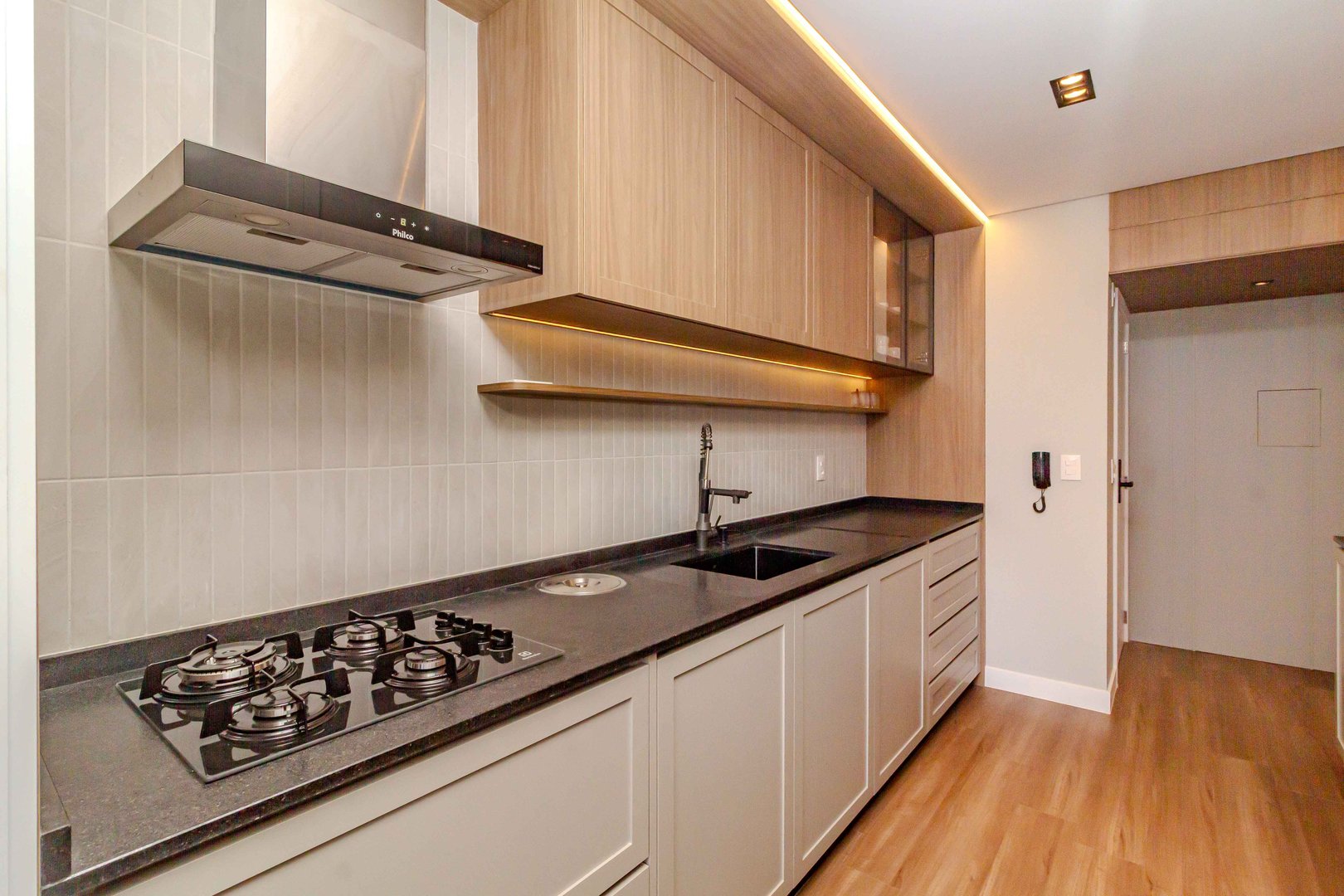 Apartamento no Edifício Caminho do Mar à venda no centro de Balneário Camboriú — foto 15